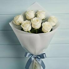 Букет 7 Белых роз Эдлесс Лав в Едрово