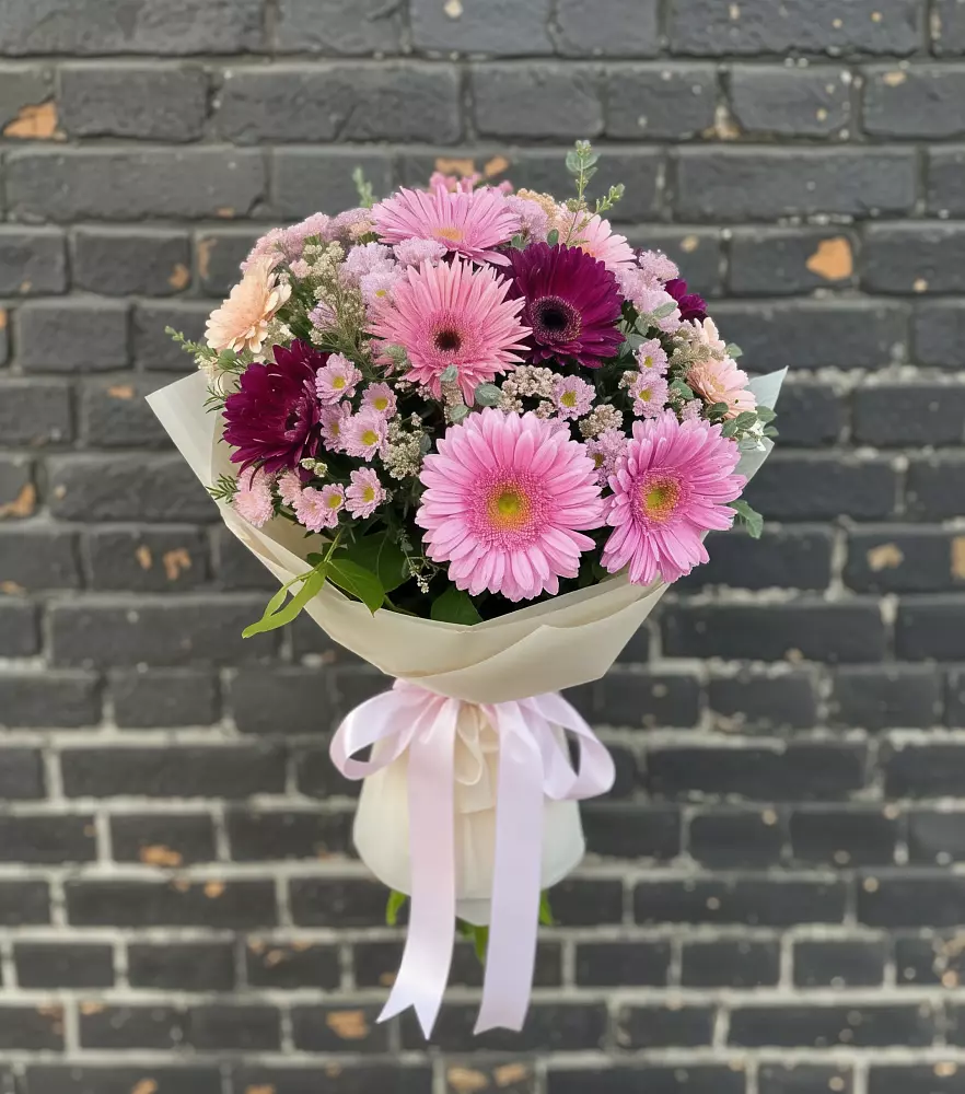 Букет цветов из: Герберы и Хризантемы в Едрово
