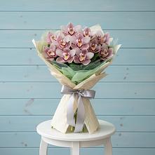 Букет цветов из:  Орхидеи и Розы в Едрово