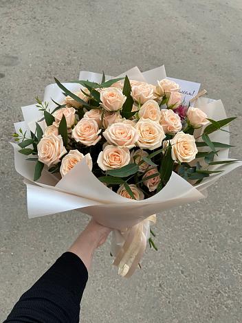 Букет Кремовые розы Латте в Едрово
