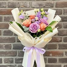 Букет цветов из:  Лизиантусы и Розы в Едрово