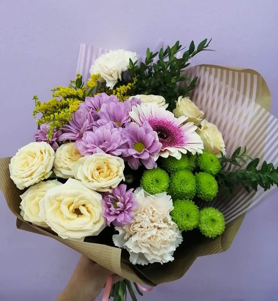 Букет цветов из: Хризантемы, Розы, Гвоздики и Герберы в Едрово