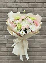 Букет цветов из:  Гвоздики, Розы, Лизиантусы и Хризантемы #REPLACE_PRED# Едрово