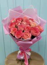 Букет 15 Розовых роз Равель в Едрово