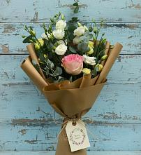 Букет цветов из:  Розы и Лизиантусы в Едрово