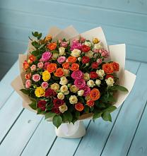 Букет Микс из разноцветных кустовых роз в Едрово