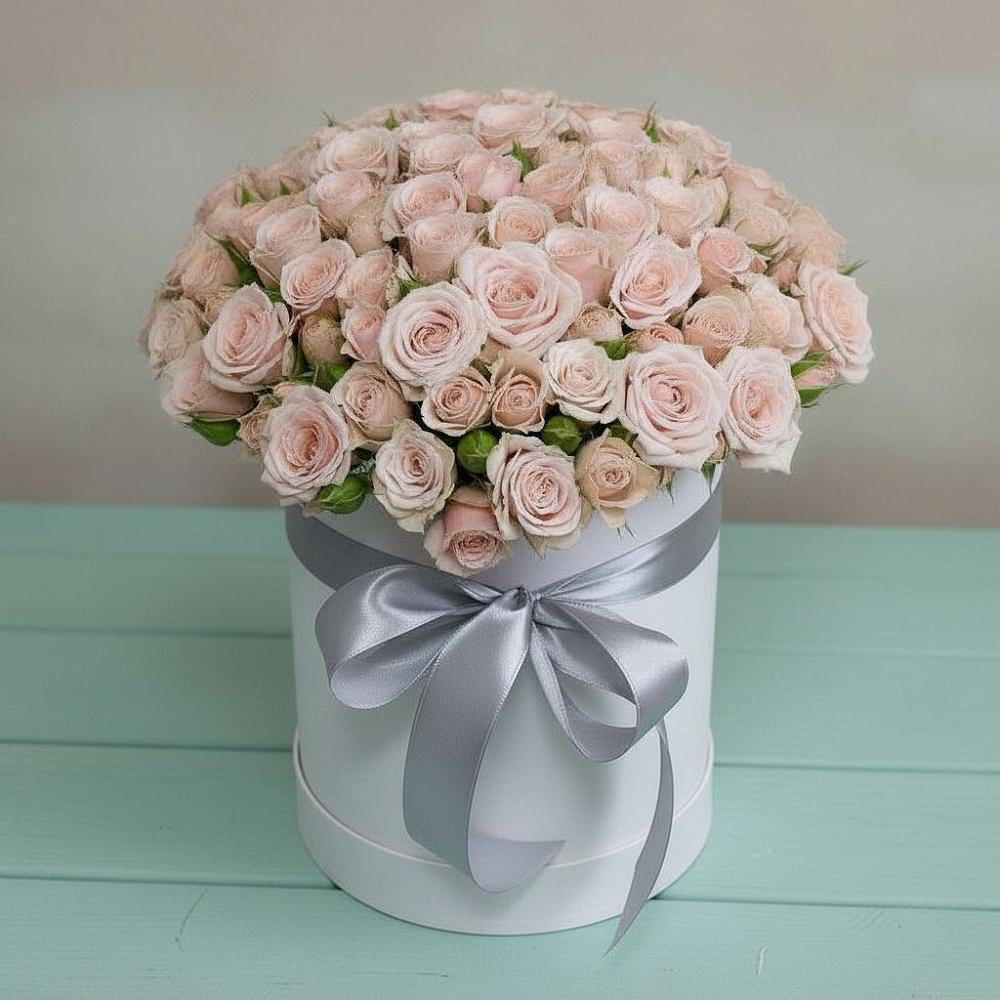 Цветочная композиция из Розы в шляпной коробке в Едрово