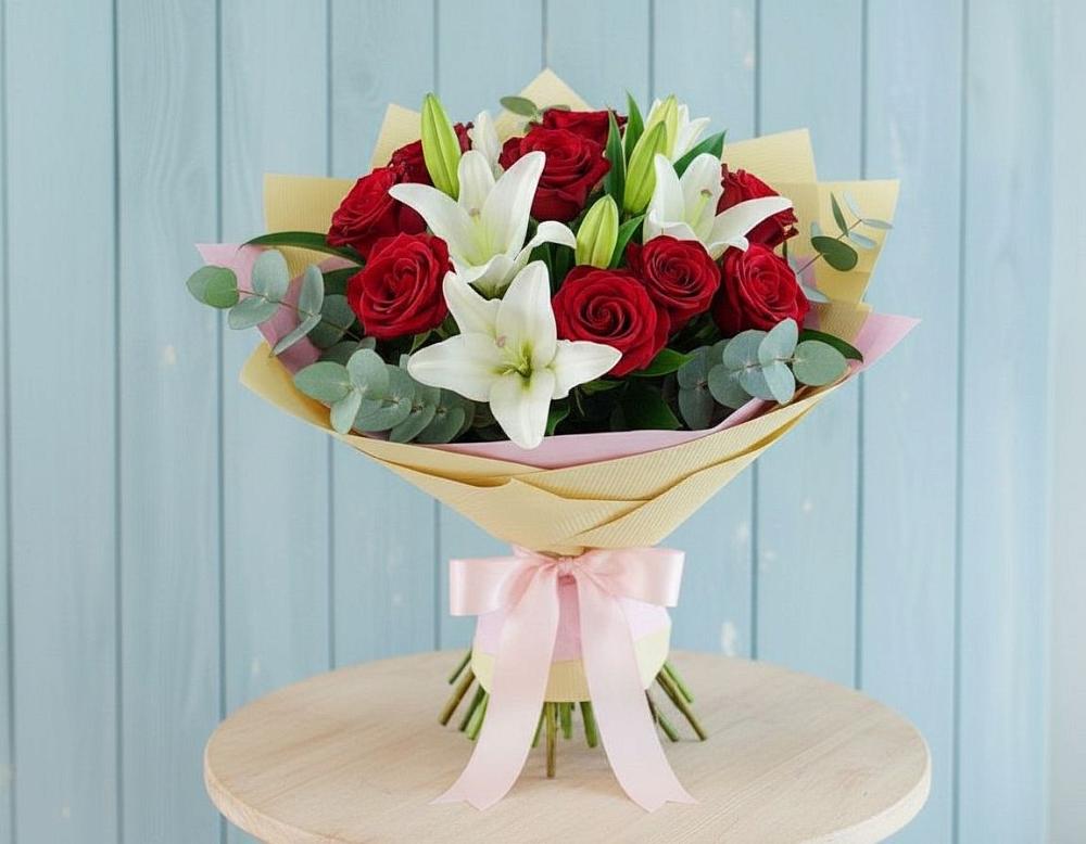 Букет цветов из: Лилии и Розы в Едрово